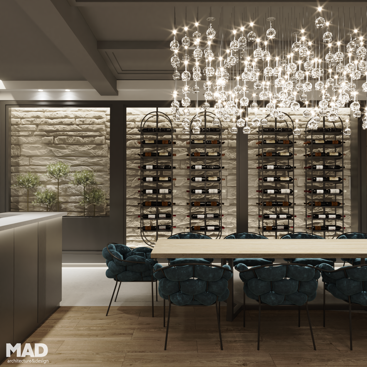 Amenajare de cramă cu rafturi metalice pentru sticle de vin, pereți placați cu lemn și scaune albastru petrol, design luxury semnat MAD architecture&design.